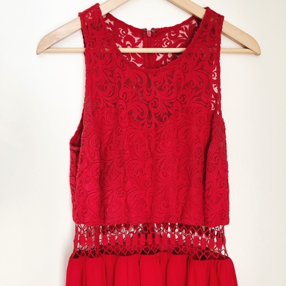 Sugarlips red lace cutout maxi dress size medium - Picture 4 of 9
